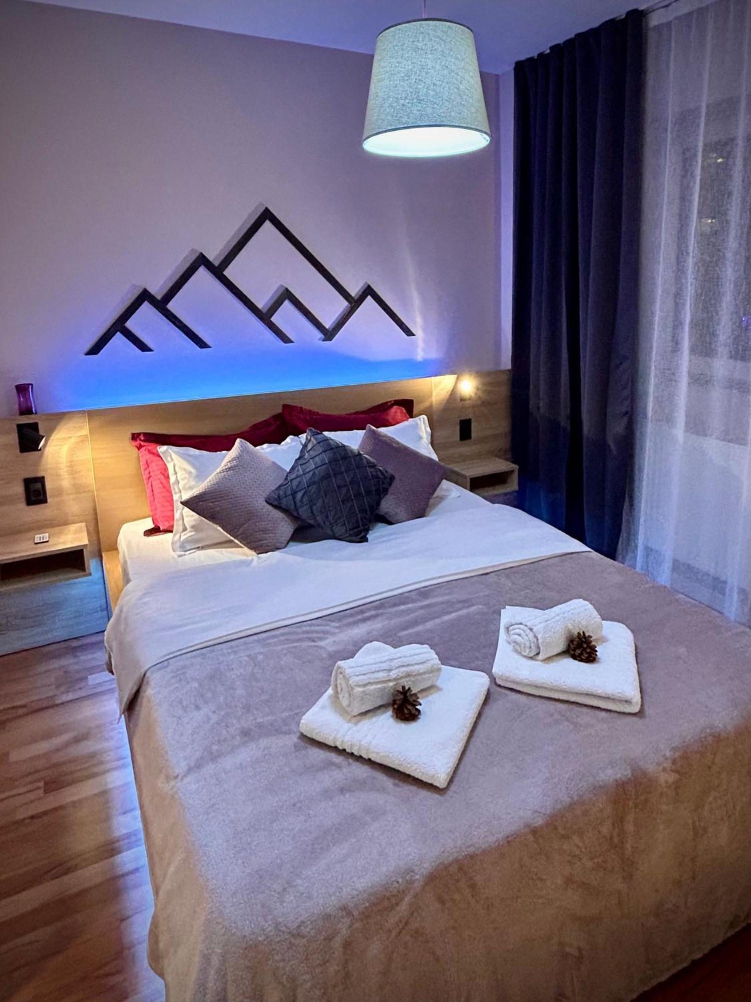 Blue Mountain Residence ブラショフ エクステリア 写真
